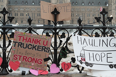 Ottawa Truck Protest : February 2022 : Personal Photo Projects : Photos : Richard Moore : Photographer